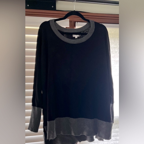 New With Tags: Black & Grey Sweater - Picture 1 of 1